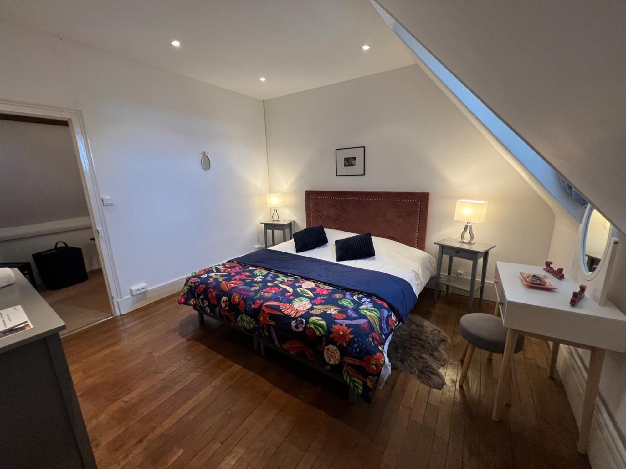 Le Prieure De Buffon Bed & Breakfast Bilik gambar