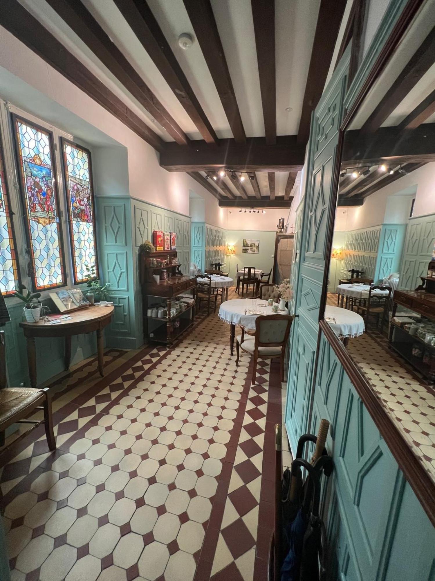 Le Prieure De Buffon Bed & Breakfast Bilik gambar