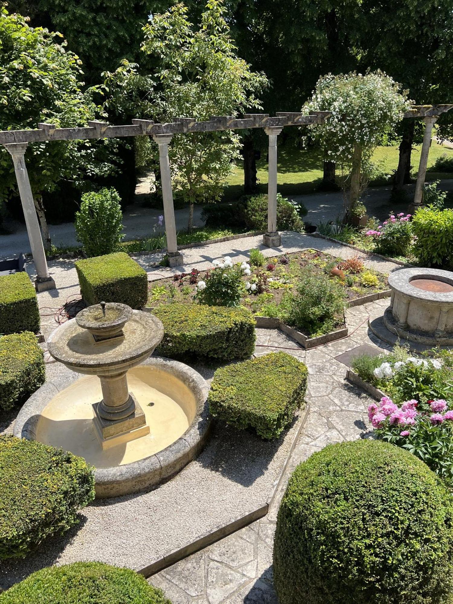 Le Prieure De Buffon Bed & Breakfast Bilik gambar