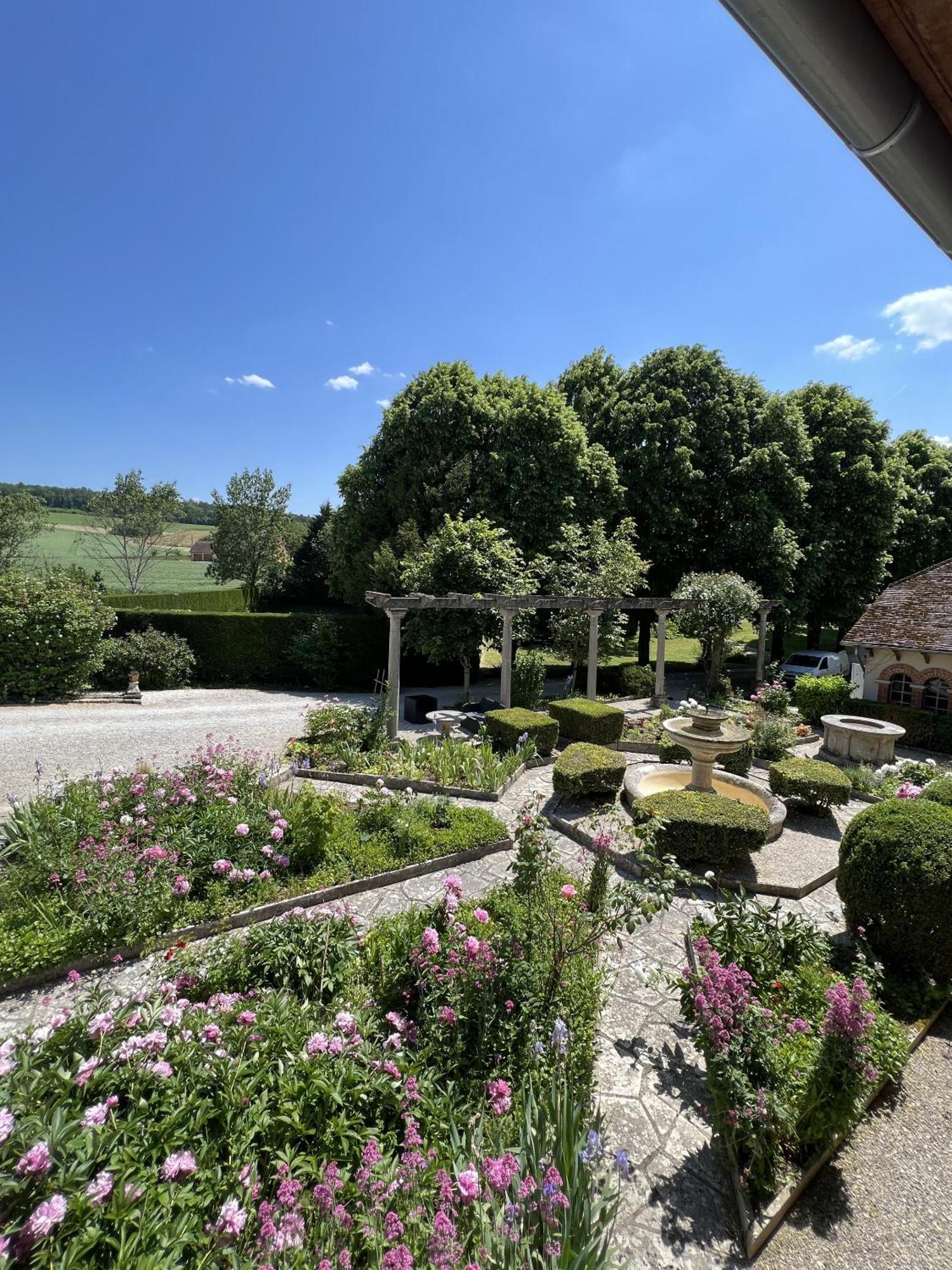 Le Prieure De Buffon Bed & Breakfast Bilik gambar